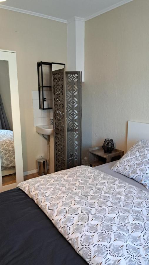 Chambre Tout Confort Villeneuve-d'Ascq Ngoại thất bức ảnh